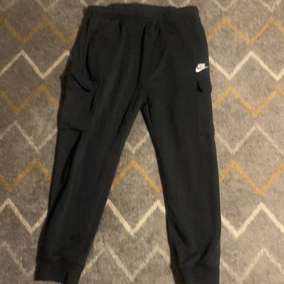 Nike cargo sweats - Picture 1 of 2